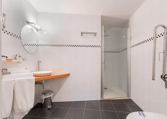 Albanuracín Hotel 2*